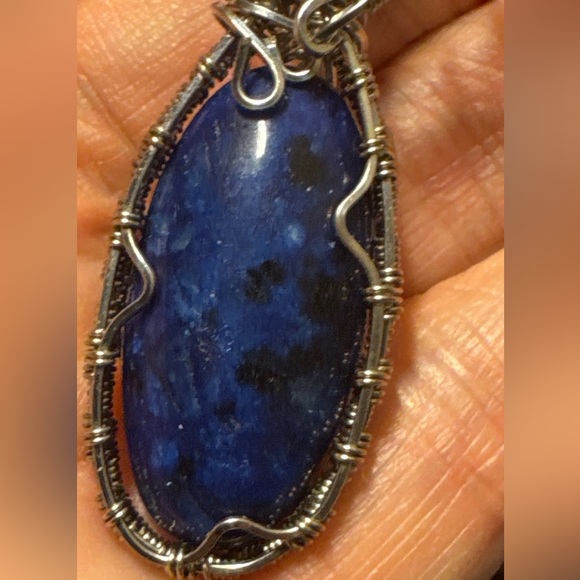 Beautiful Blue Lapis Pendant with Sterling Silver Wrap (jewelers grade wire) - Picture 16 of 16